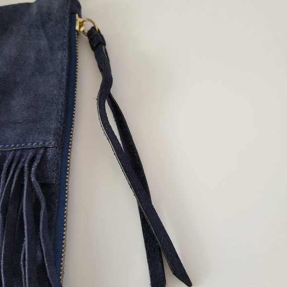 Banana Republic navy blue Italian suede leather fringe pouch - Picture 3 of 11